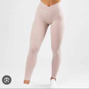 Alphalete Surface Leggings